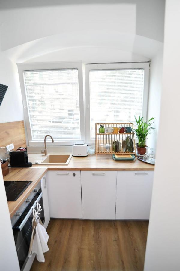 Nicole Apartment Rijeka Eksteriør bilde